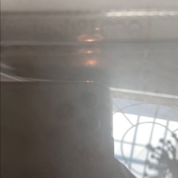 TECH21 8.5”x12” tech21 Pure Clear Laptop Case - Picture 3 of 3